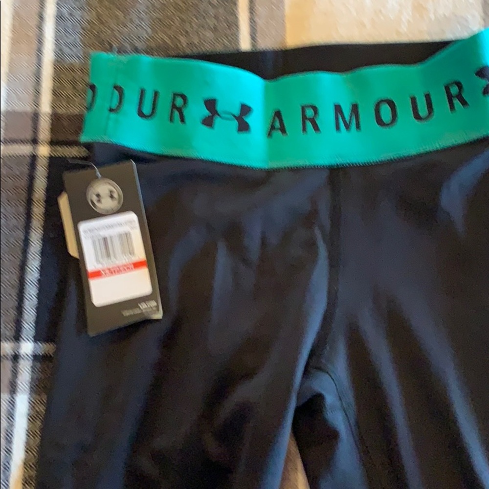 NWT Under Armour Base Layer